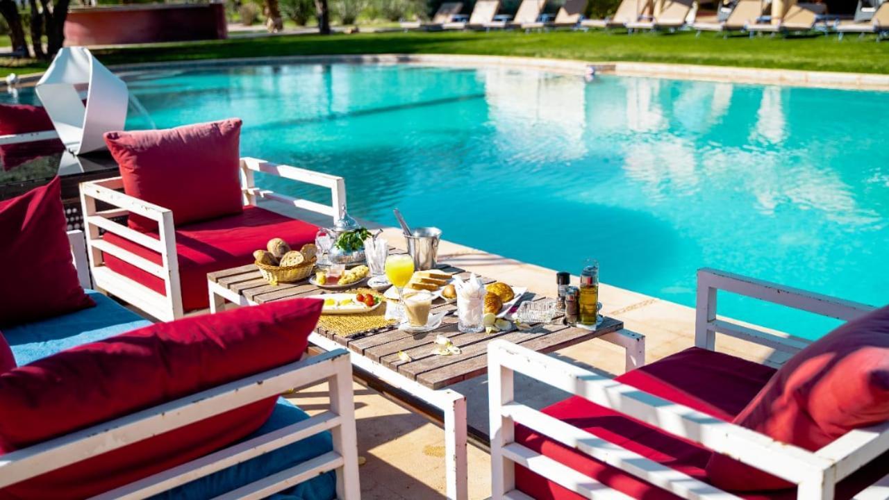 Villa Marco Au Jardin Des Senteurs El Ain Екстер'єр фото