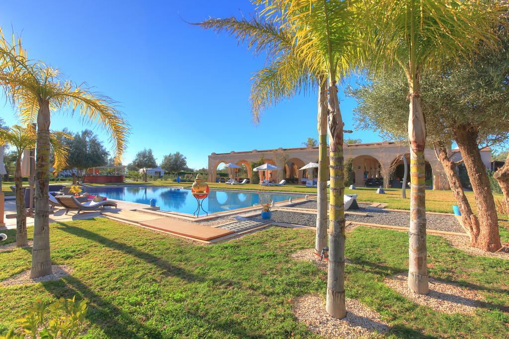 Villa Marco Au Jardin Des Senteurs El Ain Екстер'єр фото